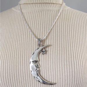 LAST ONE 🌝 Moon Face Pendant Necklace    NWT